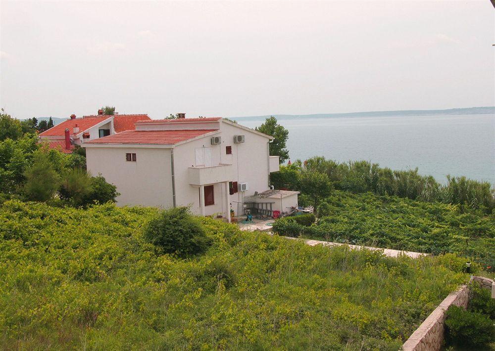Hotel Vila 4M Ražanac Exteriör bild